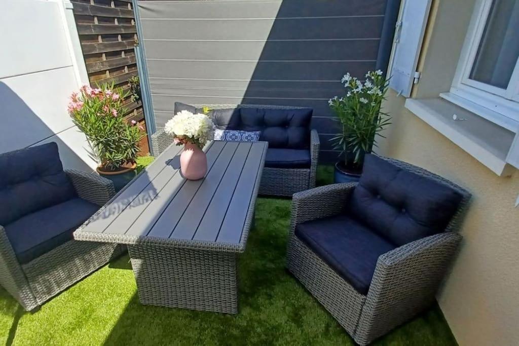 Appartement 2 Pieces, 1 Chambre, Terrasse 居让梅斯特拉 外观 照片
