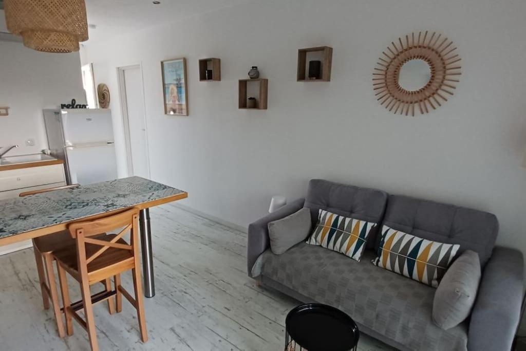 Appartement 2 Pieces, 1 Chambre, Terrasse 居让梅斯特拉 外观 照片